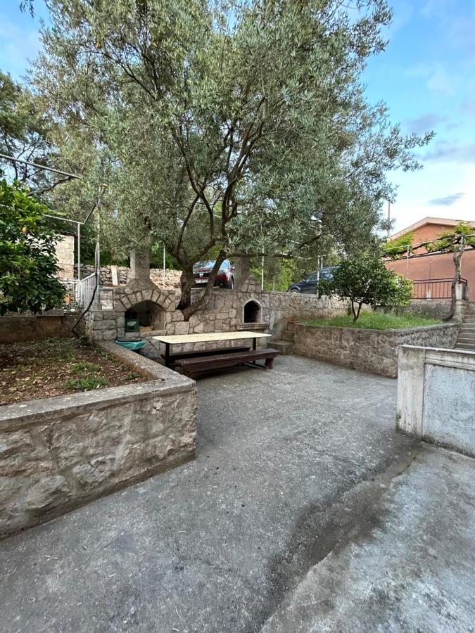 Lazarus Bigova Apartments Tivat Exterior photo