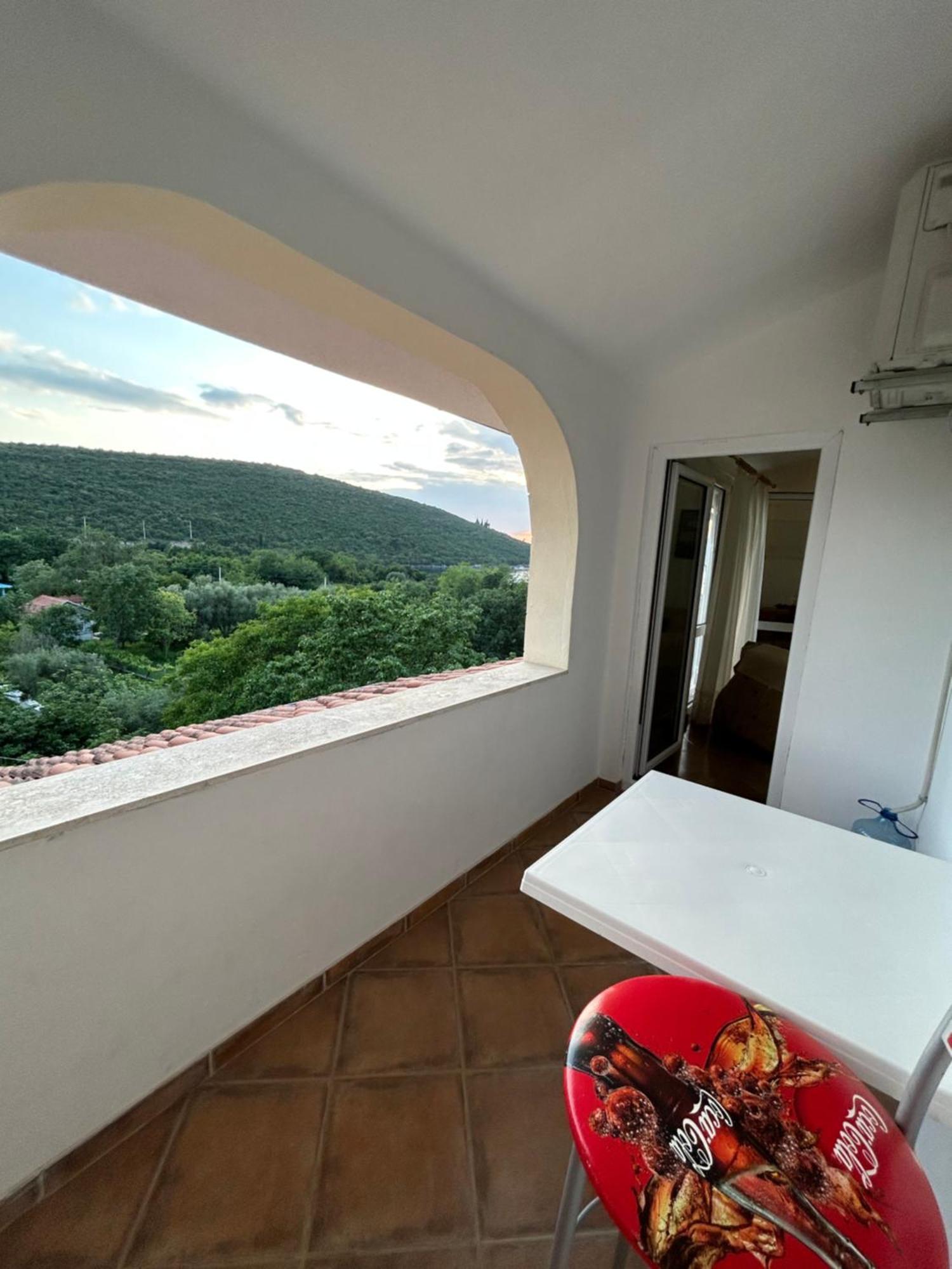 Lazarus Bigova Apartments Tivat Exterior photo